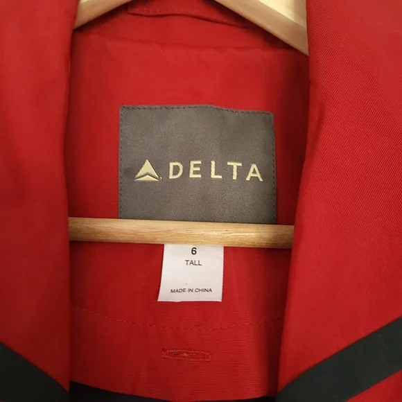 Delta Airlines Flight Attendant Trench Coat - Picture 3 of 16